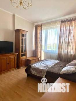 1-к квартира, посуточно, 45м2, 1/1 этаж