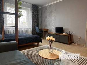 1-к квартира, посуточно, 35м2, 4/4 этаж