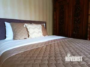 1-к квартира, посуточно, 38м2, 3/3 этаж