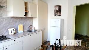 1-к квартира, посуточно, 42м2, 4/10 этаж