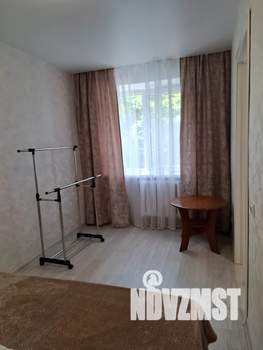 2-к квартира, посуточно, 43м2, 1/5 этаж
