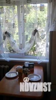 2-к квартира, посуточно, 46м2, 2/5 этаж