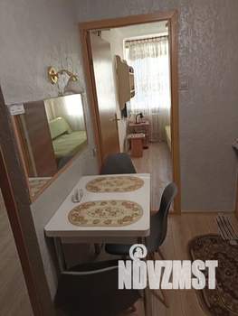 Студия квартира, посуточно, 38м2, 4/5 этаж