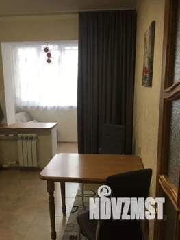 1-к квартира, посуточно, 43м2, 2/9 этаж