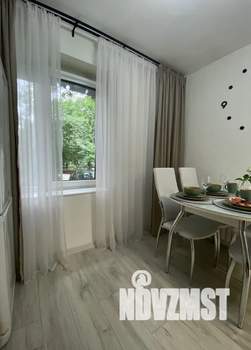 1-к квартира, посуточно, 36м2, 1/12 этаж