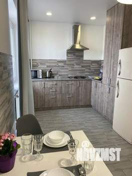 1-к квартира, посуточно, 43м2, 1/1 этаж