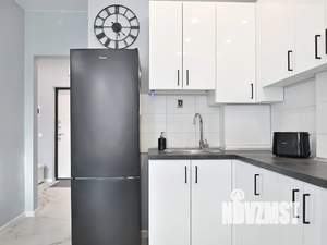 1-к квартира, посуточно, 41м2, 2/9 этаж