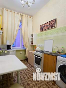 1-к квартира, посуточно, 30м2, 3/3 этаж