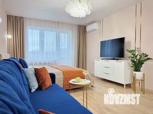 2-к квартира, посуточно, 55м2, 1/1 этаж