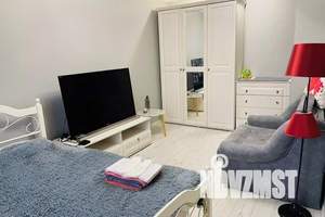 1-к квартира, посуточно, 33м2, 2/4 этаж