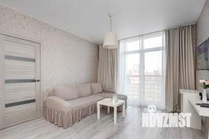 1-к квартира, посуточно, 44м2, 6/9 этаж