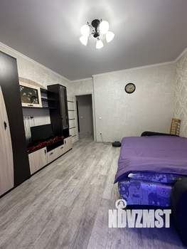 1-к квартира, посуточно, 38м2, 5/8 этаж
