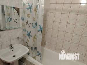 1-к квартира, посуточно, 32м2, 1/3 этаж