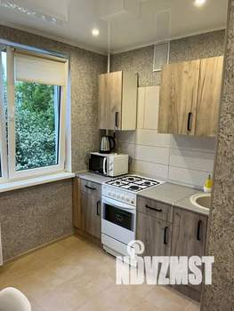 1-к квартира, посуточно, 37м2, 4/9 этаж