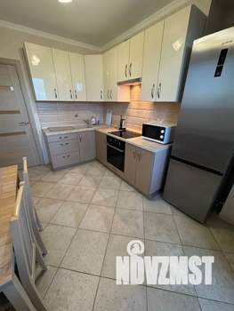 1-к квартира, посуточно, 40м2, 11/13 этаж