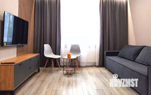 1-к квартира, посуточно, 39м2, 1/10 этаж