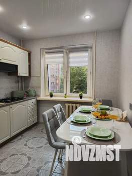 3-к квартира, посуточно, 65м2, 3/9 этаж