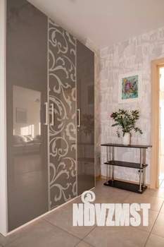 1-к квартира, посуточно, 44м2, 1/1 этаж