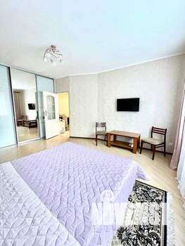 1-к квартира, посуточно, 43м2, 1/1 этаж