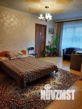 1-к квартира, посуточно, 33м2, 2/4 этаж