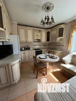 1-к квартира, посуточно, 47м2, 1/1 этаж