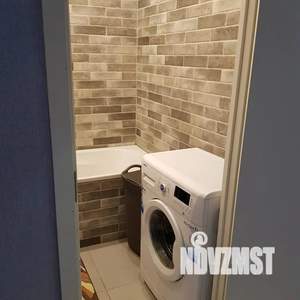 1-к квартира, посуточно, 43м2, 6/9 этаж