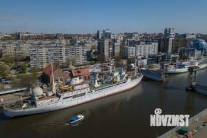 1-к квартира, посуточно, 37м2, 6/10 этаж