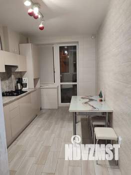 1-к квартира, посуточно, 36м2, 1/8 этаж