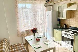 1-к квартира, посуточно, 40м2, 7/12 этаж