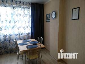 1-к квартира, посуточно, 49м2, 1/1 этаж