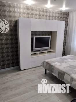 1-к квартира, посуточно, 36м2, 3/9 этаж