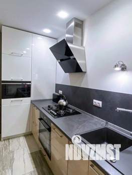 1-к квартира, посуточно, 47м2, 1/1 этаж