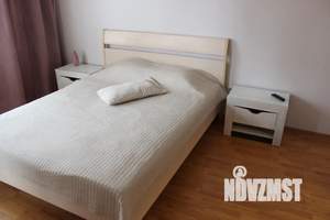 1-к квартира, посуточно, 45м2, 3/5 этаж