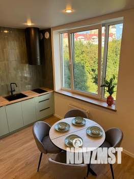 2-к квартира, посуточно, 45м2, 3/8 этаж
