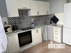 1-к квартира, посуточно, 44м2, 1/13 этаж
