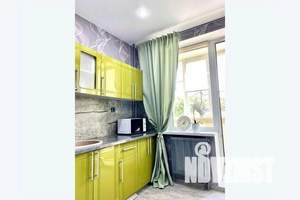 1-к квартира, посуточно, 36м2, 1/8 этаж