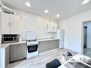 1-к квартира, посуточно, 42м2, 6/9 этаж