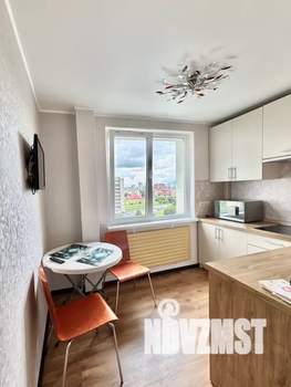 1-к квартира, посуточно, 35м2, 7/10 этаж