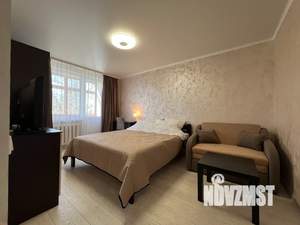 1-к квартира, посуточно, 32м2, 1/9 этаж