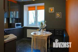 2-к квартира, посуточно, 50м2, 2/6 этаж