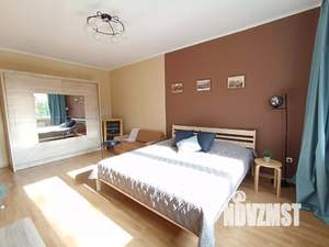 1-к квартира, посуточно, 43м2, 1/1 этаж