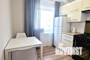 2-к квартира, посуточно, 50м2, 4/4 этаж