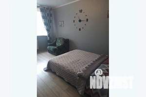 1-к квартира, посуточно, 36м2, 2/9 этаж