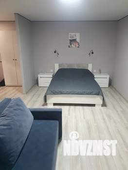 Студия квартира, посуточно, 32м2, 1/5 этаж