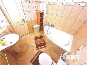 2-к квартира, посуточно, 70м2, 3/5 этаж