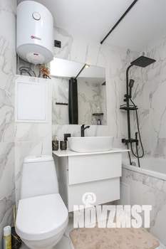 1-к квартира, посуточно, 42м2, 10/10 этаж