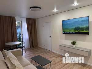 3-к квартира, посуточно, 57м2, 1/1 этаж