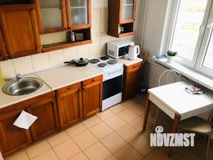 1-к квартира, посуточно, 40м2, 9/10 этаж
