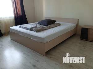 1-к квартира, посуточно, 44м2, 6/9 этаж