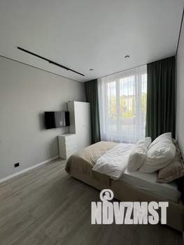 1-к квартира, посуточно, 40м2, 1/9 этаж